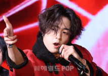 [포토]건우, 파워 샷!