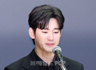 [POP이슈]김수현 눈물 기자회견 득일까 실일까..‘열애 부인’ 거짓말만 인정