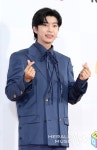 [단독]임영웅, 9월 고양종합운동장 단독 콘서트 확정..지드래곤·블핑 잇는다(종합)