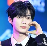 성한빈, 데뷔 3주년 맞아 1억 원 기부..꿈꾸는 아이들 미래 지원