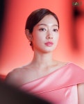 ‘둘째 임신’ 박신혜, 임산부 맞아? 세상 여리여리..확신의 중전상