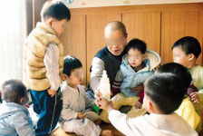 아동학대 수경사 미화, 신문은 사과 안하나?