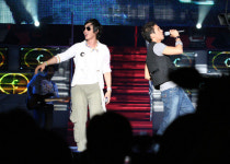 신인가수 바람, 중국서 인기바람! ;산동공연에 3만5천명