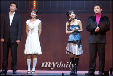 [MD포토] 김진수 노현희 사강 서동균, 환상의 하모니(뮤지컬 패션 오브 더 레인)