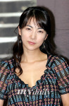 [MD포토] 김윤경 9개월만에 인사드려요 (강이 되어 만나리)