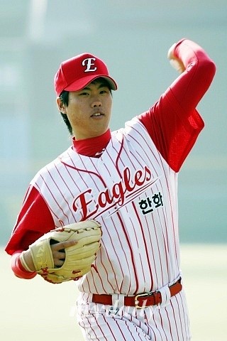 한화 이글스, 선발진 균열에도 류현진 복귀로 강세 유지 중