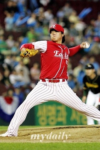 한화 이글스, 노시환의 결승 홈런에 강진하며 히어로즈 꺾고 선두를 지켜내!