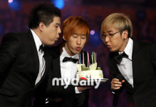 [MD포토] 신동-은혁-이특 엠카 100회 축하해요