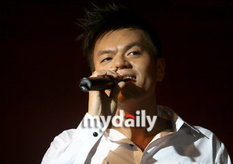 [MD포토] 박진영 '영원히 딴따라로 남겠어요'