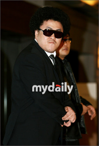 [MD포토] 데프콘, '겸손한 선글라스?' (이적 결혼식)