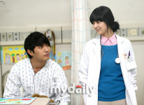 [MD포토] 서영희-진구 메디컬 뮤직드라마 촬영