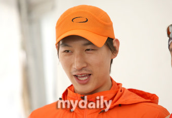 [MD포토] 여호민 '주몽 왕자와 철인3종 참가'