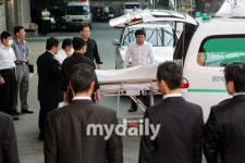 故 안재환, 시신부검 위해 안암 고려대병원으로 이송 [MD포토]