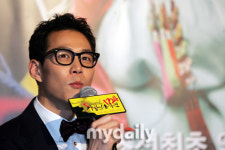 [MD포토]이정재, 원래는 많이 맞았어야 하는데..CG가 많았다