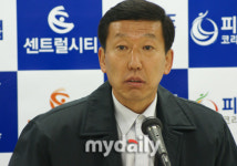 전북 최강희 감독 