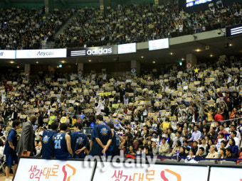 [KBL 챔프전] 삼성-KCC 4차전, 역대 프로농구 최다관중 신기록