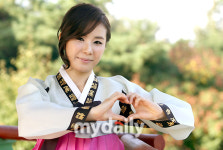 [MD포토] '가비엔제이' 미스티, '사랑을 담아 하트를 그려요'