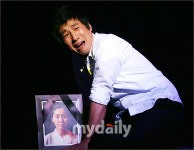 [MD포토] 뮤지컬 배우 김재만의 열정적인 연기