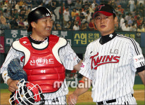 [MD포토] 조인성, (박)명환아 괜찮지?