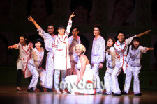 [MD포토] 감동있는 뮤지컬 루나틱 드림팀 기대하세요!