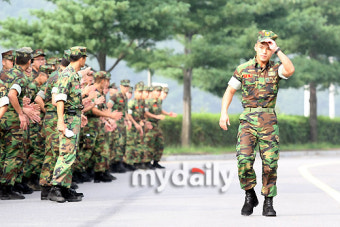 [MD포토]해병대 이정, '이제는 예비역'