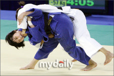[AG] 한국 여자유도 운 좋네, 황예슬 이어 김잔디도 반칙승