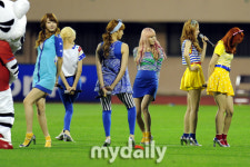 [MD포토]강릉종합운동장에 나타난 달샤벳