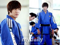 시티헌터 이민호, 현장사진 공개…파란 유도복 눈길