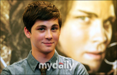 新星 로건 레먼, 여자친구 있냐 물었더니 부끄러워요(BIFF인터뷰)