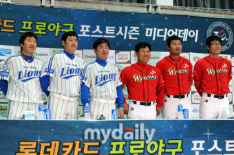 [MD포토]불꽃튀는 한국시리즈 기대하세요!