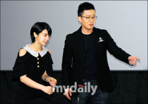 [MD포토] 이범수, (김)옥빈아 이쪽으로 갈까?