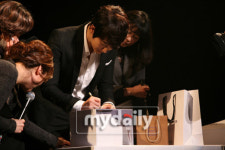 박시후, 첫 亞투어 日 오사카서 성황리 개막