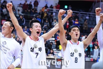 [MD포토] 강병현·차재영 '챔피언의 포효'