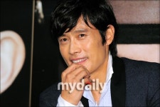 광해 이병헌, 2012년 빛낸 영화배우 1위 등극