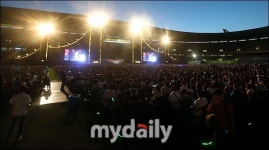 [MD포토] 이문세 콘서트, 5만 관객과 함께