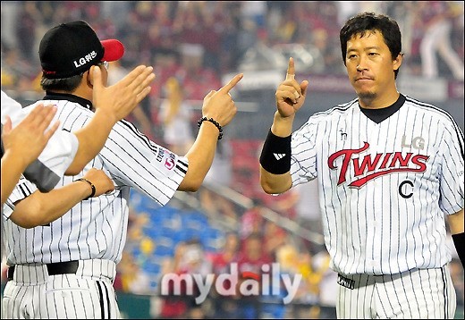 LG 트윈스, 퓨처스 감독 이병규 복귀 발표!