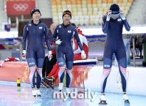 [MD포토] 여자 팀추월 동계올림픽은 행복해