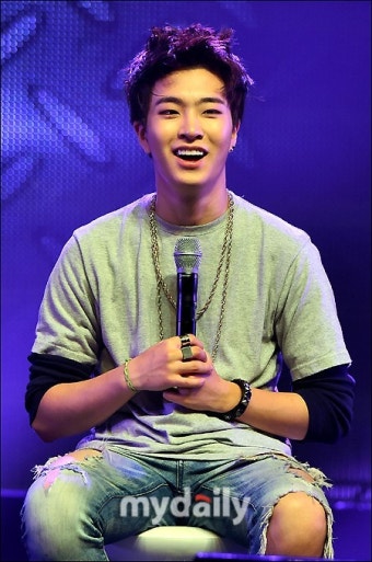 [MD포토] 갓세븐 영재, '시원한 미소'