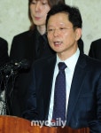 [MD포토] 입장 발표하는 서상수 변호사