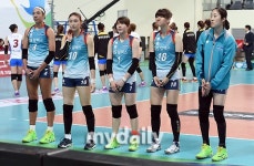[MD포토] GS 칼텍스 장충체육관 첫 경기 패배, 너무 죄송해요