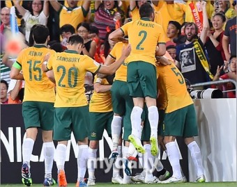 한국, 55년 만의 아시안컵 우승 불발…연장 끝에 호주에 1-2 패배