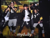 [MD포토] 원펀치 돌려놔