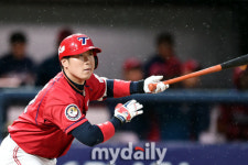 [MD포토] 이성우 기분좋은 2타점 안타 추가