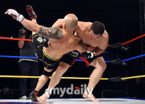 [MD포토] 임준수 육진수 딱 걸렸어