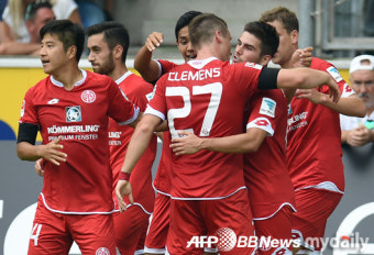 '구자철-박주호 출전' 마인츠, 묀헨글라드바흐에 2-1 승
