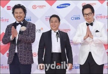 [MD포토] 육중완-김병만-김풍, 소림사에서 방금(?) 왔어요