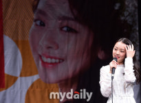 [MD포토] 팬미팅에서 노래 열창하는 보니하니 이수민