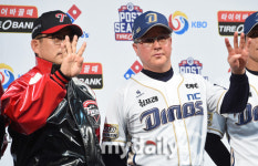 [MD포토] 김경문,양상문 4차전에서 끝낸다