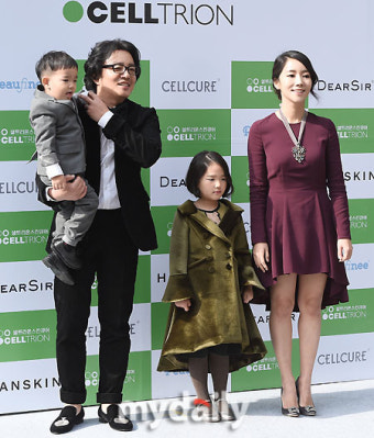 이범수와 이윤진, 이혼 후 어려움 공개...양육권 분쟁으로 가족 갈등에 고통