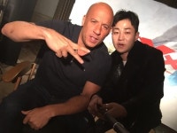 ‘트리플 엑스 리턴즈’ 딘딘, 빈 디젤·견자단 인증샷 미션 성공